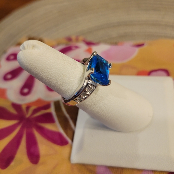 EUC~ Ring - Picture 6 of 6